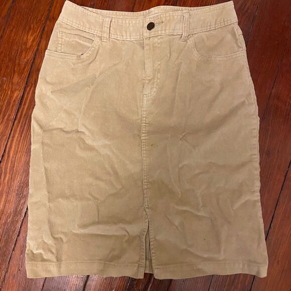 St. Johns Bay Tan Skirt Size 4 - Picture 1 of 8